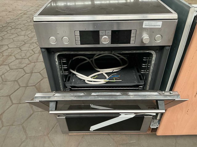 1x siemens fornuis, 1x amica fornuis, 1x bosch fornuis, 1 x bosch vaatwasser (4x) - afbeelding 6 van  8