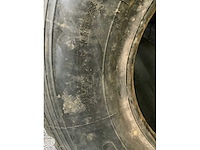 1x solideal met velg bandenmaat 8.25-15 1x michelin 11.00r20 - afbeelding 7 van  8