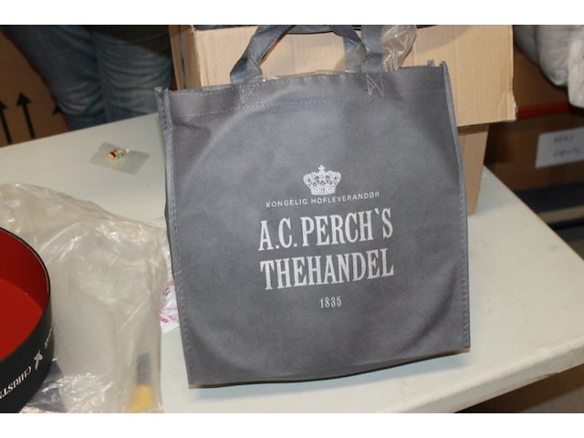 1x thee adventcalender in luxe verpakking en tas - afbeelding 2 van  9