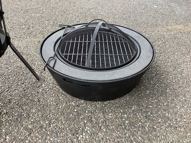 1x vuurkorf en 1x tuinhaard esschert design, zwart - afbeelding 3 van  4