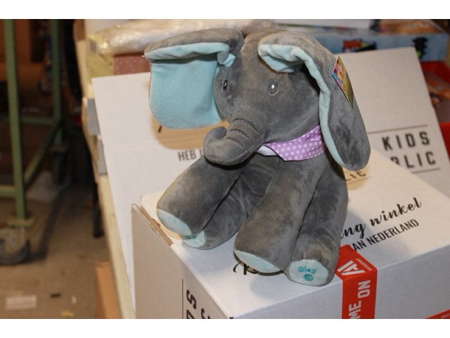 1x zingende olifant praat je na en zingt kiekeboe grijs/blauw mix doos 10 loc o13 - afbeelding 2 van  5
