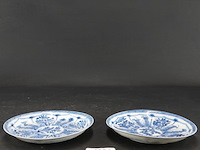 2 19de eeuwse chinese schotels - afbeelding 2 van  5