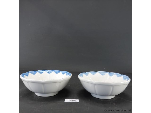 2 aardewerk kommen - afbeelding 2 van  5