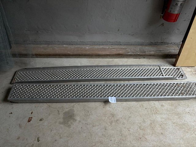 2 aluminium rijplaten 2 m - afbeelding 1 van  1