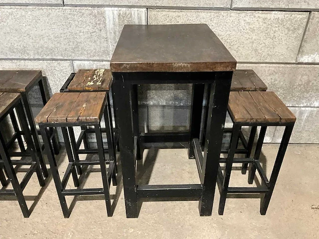 2 bartafels met 8 barkrukken - afbeelding 4 van  10