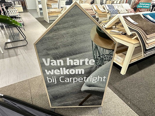 2 beachvlaggen en decor element "welkom" - afbeelding 2 van  3