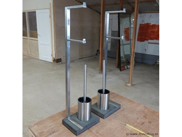 2 blomus geborsteld rvs toiletstandaards - afbeelding 2 van  5