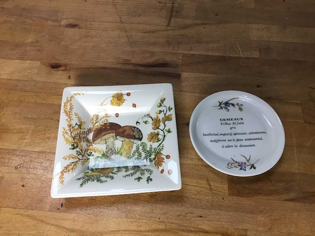 2 borden - crockery - afbeelding 1 van  5