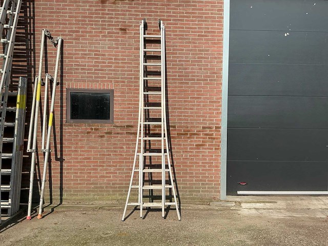 2 delig alminium ladder - afbeelding 1 van  1