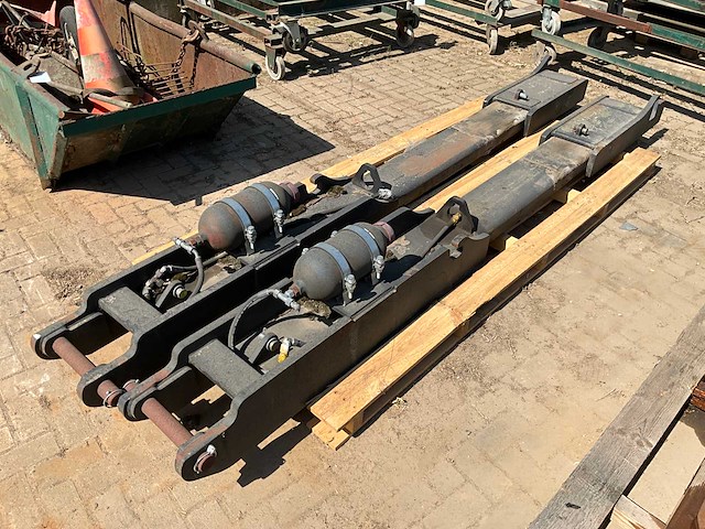 2-delig hydraulisch aanbouwdeel - afbeelding 2 van  5