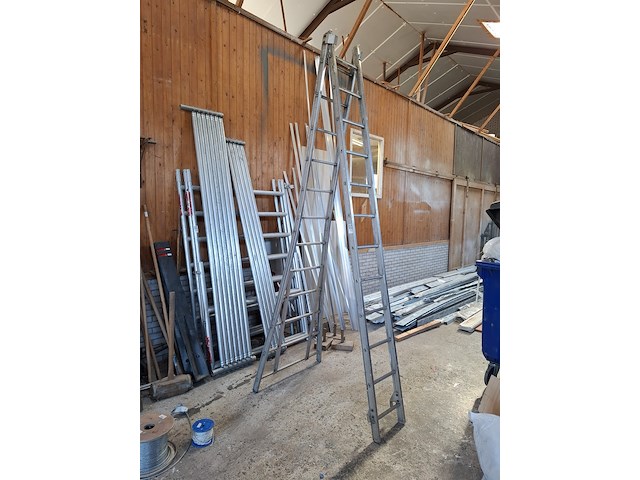 2-delige ladder centrum - afbeelding 1 van  4