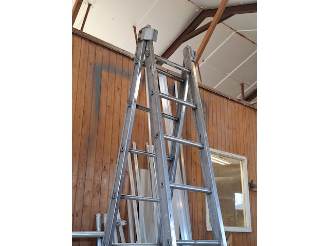 2-delige ladder centrum - afbeelding 2 van  4