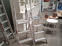 2-delige ladder en 2x keukentrap - afbeelding 2 van  5