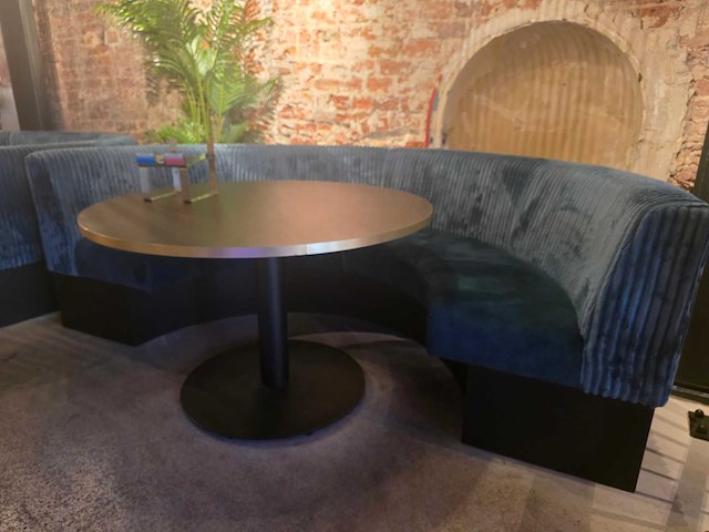 2 delige ribfluweel restaurant bankenset met ronde tafel - afbeelding 4 van  5