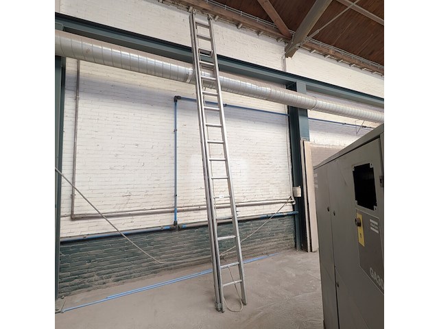 2-delige schuifladder met gevelrol 2x16 - afbeelding 1 van  5