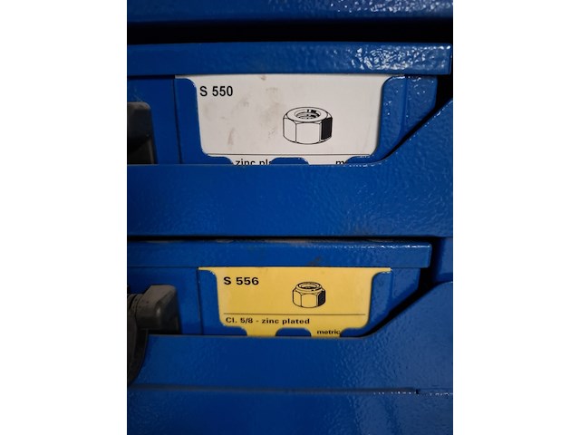 2-delige stelling met assortiment koffers - afbeelding 5 van  11