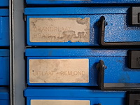 2-delige stelling met assortiment koffers - afbeelding 3 van  4