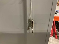 2-deurs kast - afbeelding 3 van  3