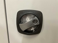 2-deurs kast - afbeelding 2 van  3