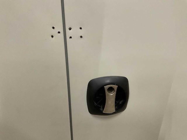 2-deurs kast - afbeelding 3 van  4