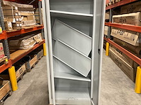 2-deurs kast - afbeelding 3 van  3