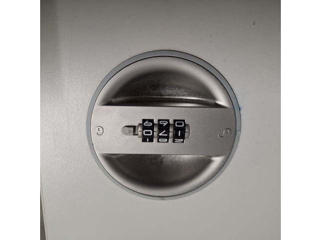 2-deurs schuifkast, ikea - afbeelding 6 van  7