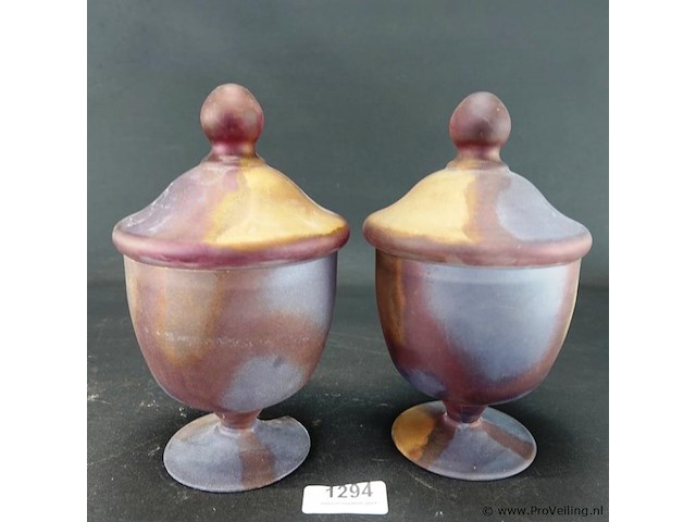 2 glazen dekselvazen - afbeelding 1 van  5