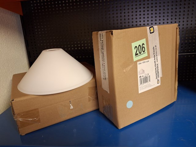 2 glazen lampenkapjes diameter 20 cm - afbeelding 1 van  3