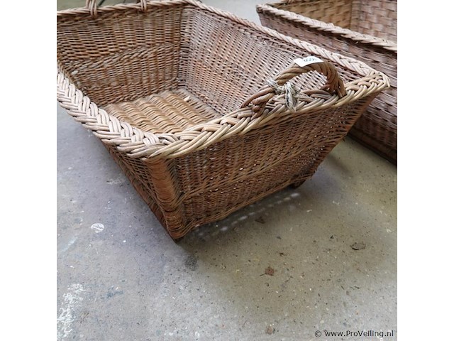 2 grote rieten broodmanden - afbeelding 4 van  5
