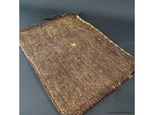 2 handgeknoopte kussens - afbeelding 3 van  5