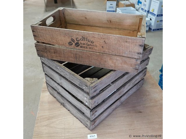 2 houten kisten - afbeelding 2 van  5