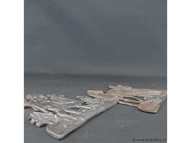 2 ijzeren plaques - afbeelding 4 van  5