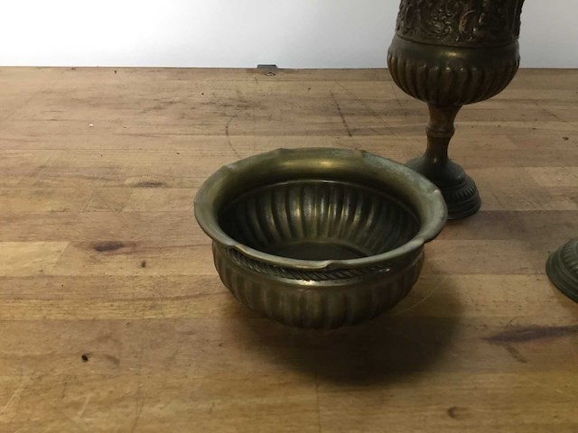 2 kelken en sierpot - crockery - afbeelding 3 van  7