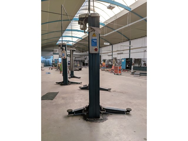 2-koloms autohefbrug, 2500 kilo, ravaglioli, kpn 336i, 2000 - afbeelding 10 van  15