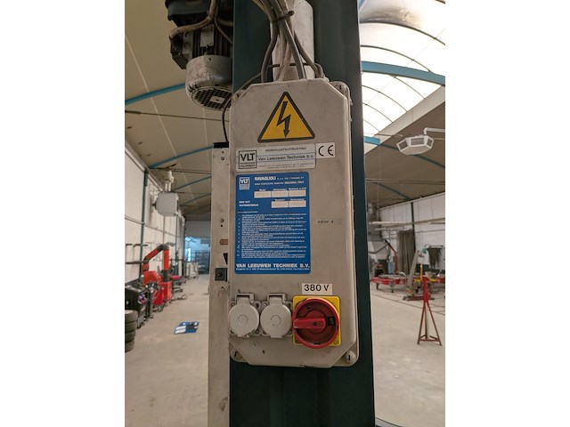 2-koloms autohefbrug, 2500 kilo, ravaglioli, kpn 336i, 2000 - afbeelding 11 van  14