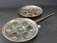 2 koperen evenveeltjes pannen - afbeelding 4 van  4