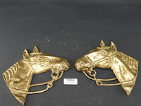 2 koperen paardenhoofden - afbeelding 1 van  5