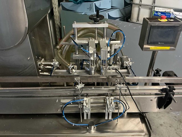 2-kops vulmachine met transportband en touchscreenbediening - afbeelding 3 van  19