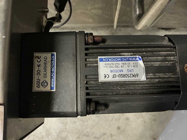 2-kops vulmachine met transportband en touchscreenbediening - afbeelding 23 van  27