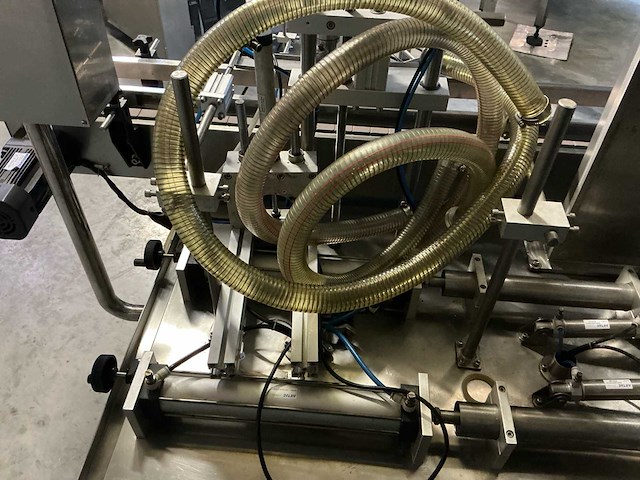 2-kops vulmachine met transportband en touchscreenbediening - afbeelding 10 van  19