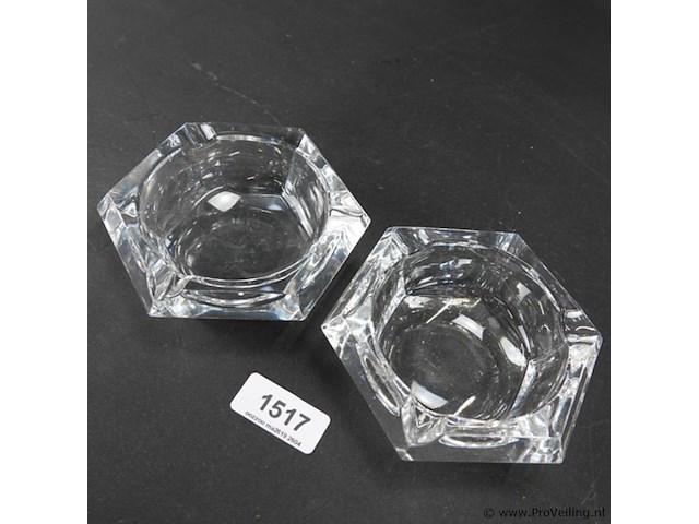 2 kristallen asbakken - afbeelding 3 van  5