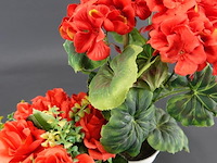 2 kunstplanten in pot - afbeelding 4 van  5