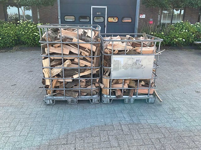 2 m3 haardhout - afbeelding 1 van  3