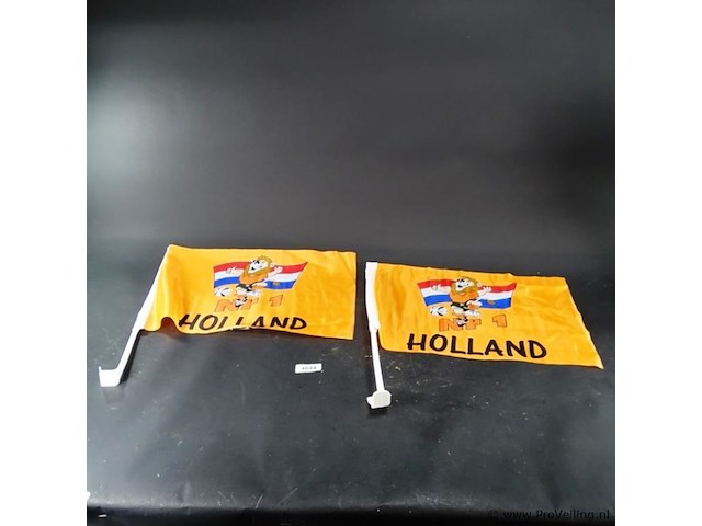 2 oranje portiervlaggen - afbeelding 1 van  3