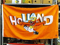 2 oranje vlaggen - afbeelding 2 van  3
