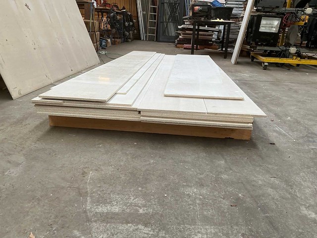 2 pallets gipsplaten circa 70m2 - afbeelding 5 van  6