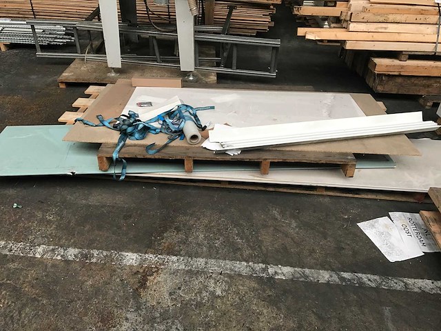 2 pallets plaatmateriaal (2x) - afbeelding 3 van  4