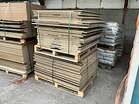 2 pallets spaanplaat 100m2 - afbeelding 1 van  4