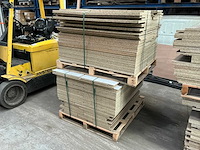 2 pallets spaanplaat 125m2 - afbeelding 1 van  2
