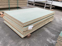 2 pallets vochtwerende spaanplaat - afbeelding 6 van  6